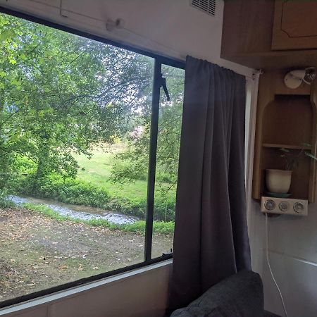 Mobile Home Situe Au Coeur Du Lac Blangy-le-Chateau Exterior photo